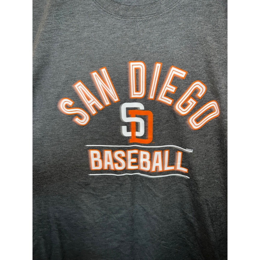 MLB Cooperstown Collection San Diego Padres Graphic T-Shirt Charcoal Grey XL NWT - Picture 2 of 5